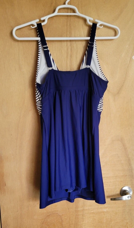 Traje de baño Isaac Mizrahi Live 18w Foto 2 de 4