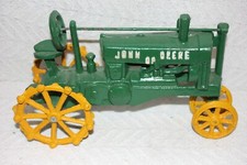 Vintage Cast Iron Green John Deere OP Tractor 11.5in L X 4.5in W X 6.5in H