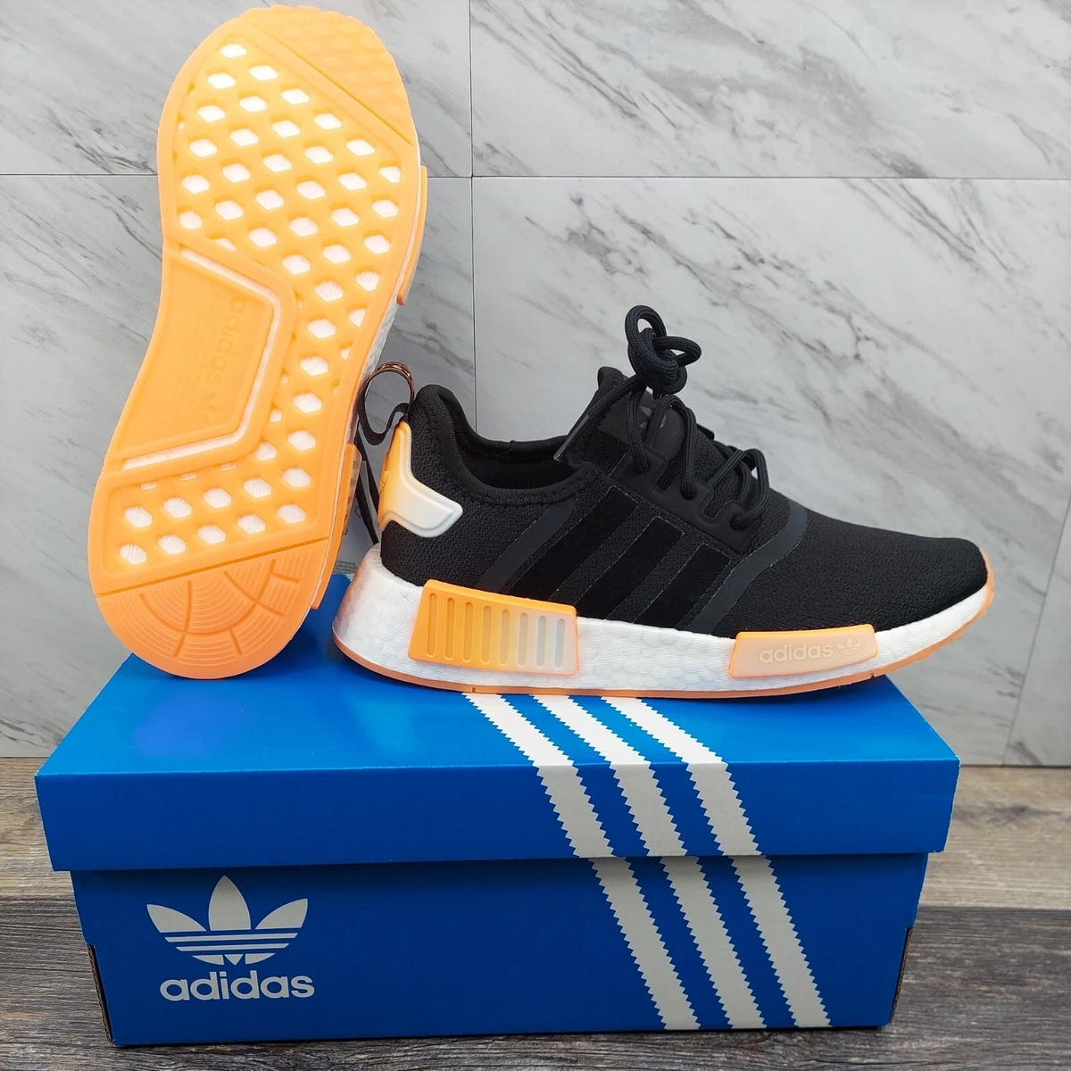 originals nmd r1 black white yellow