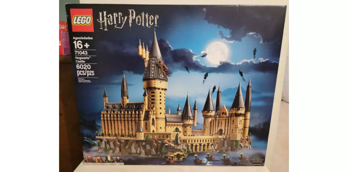 Lego Harry Potter Hogwarts Castle, Building Toys