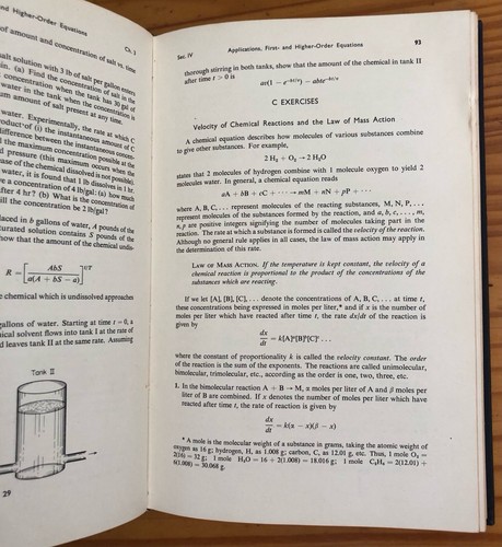 Applied Differential Equations Mathematics Book Educational Murray R. Vj08 - Picture 3 of 3