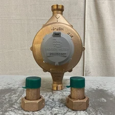 BADGER Mechanical Flowmeter Water, Bronze 1"