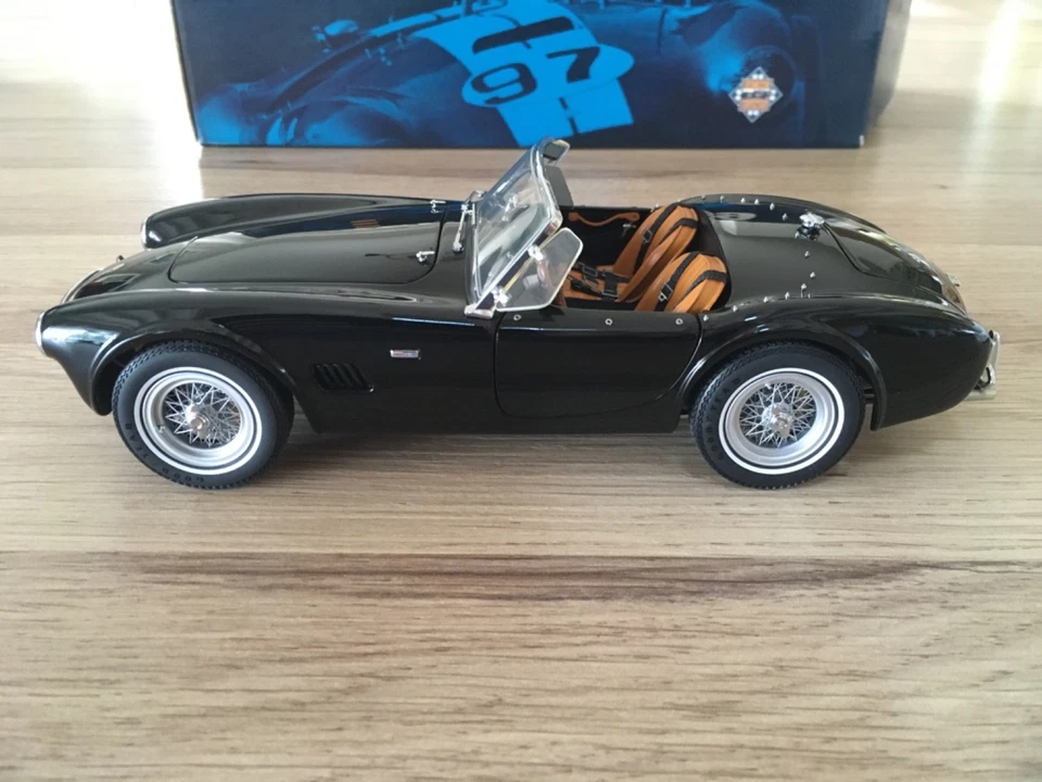 COBRA 289 1/18 EXOTO noire . parfait état, boite origine, rare - Photo 1/4