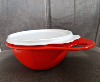 Tupperware Rühr-Schüssel mit Deckel Maximilian PENG 600 ml rot weiss - gebraucht