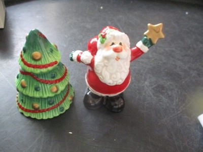 FITZ & FLOYD MERRY CHRISTMAS SANTA & TREE SALZ & PFEFFERSTREUER
