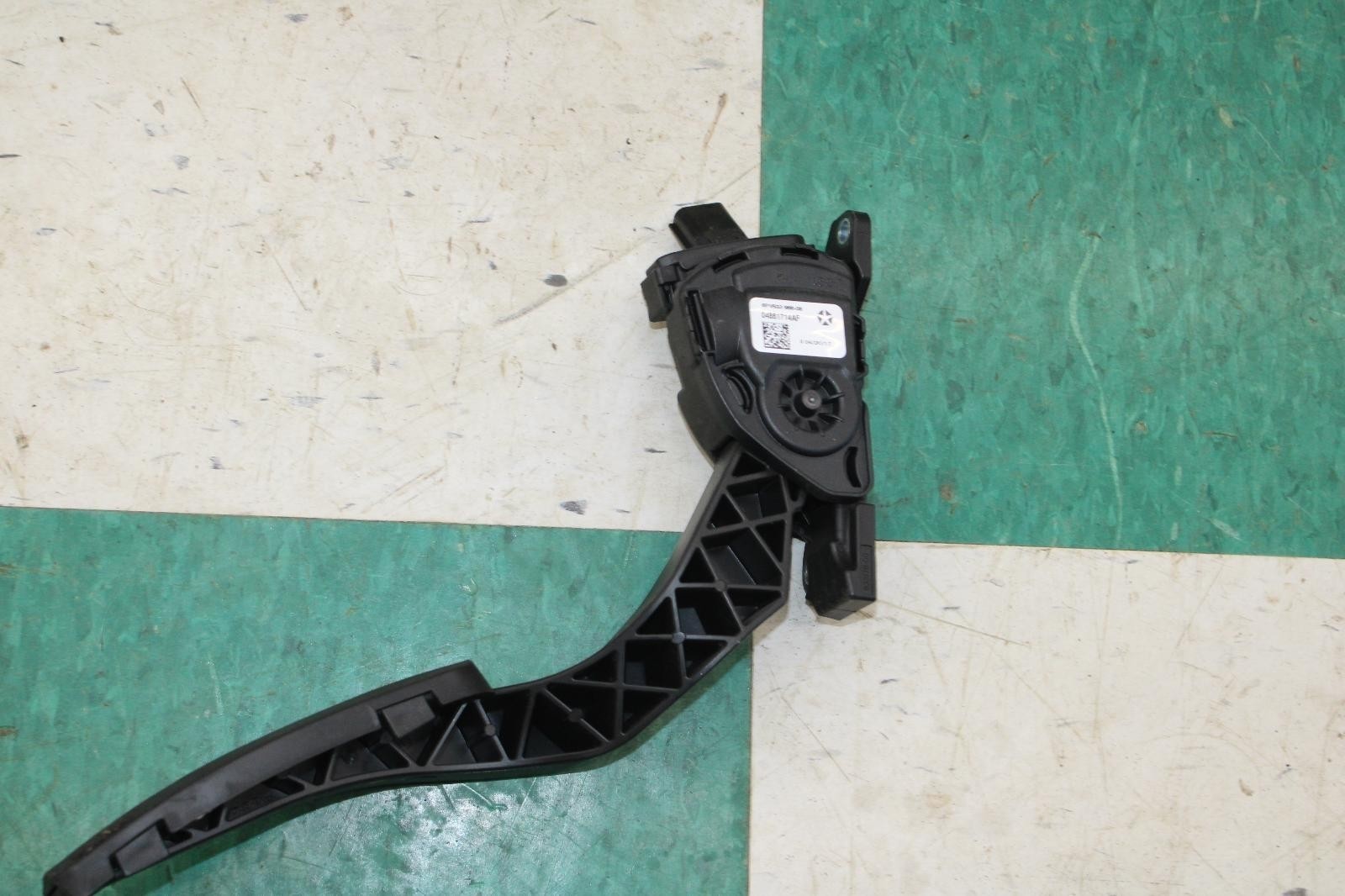 Maserati Ghibli 2014-2020 Accelerator pedal