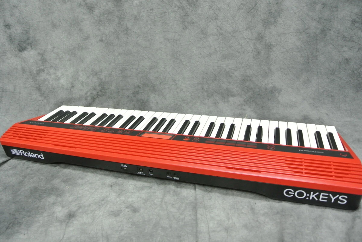Roland GO KEYS GO-61K Music Keyboard Digital synthesizer Red