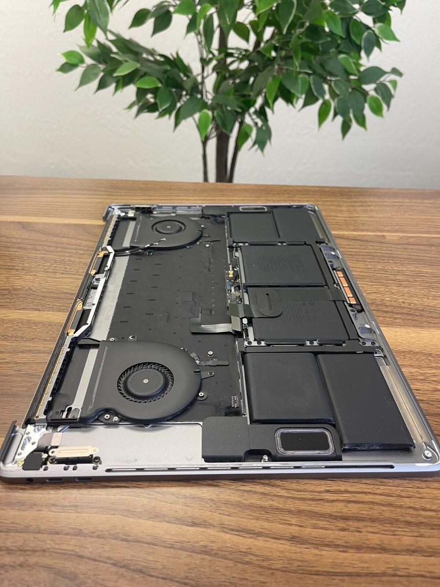 OEM MacBook Pro 15 2018 2019 A1990 Palmrest + Touchpad + Keyboard
