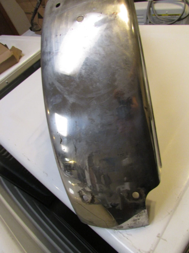 Kawasaki G4tr Trail Boss KV100 1970 guardabarros trasero Foto 2 de 4