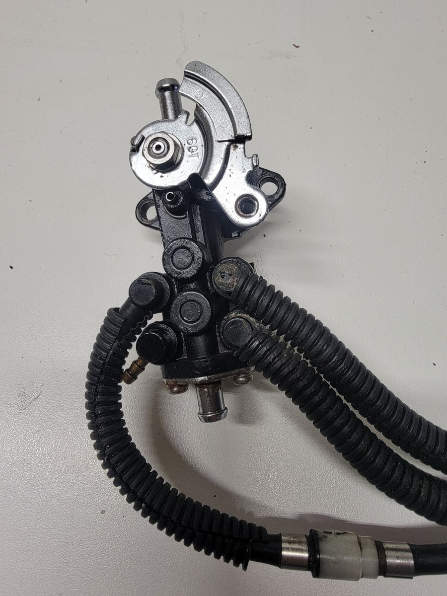 YAMAHA OEM Oil Injection Pump A 2003-2008 GP1300R 1300 GRP YAMAHA OEM Oil Injection Pump A 2003-2008 GP1300R 1300 GRP