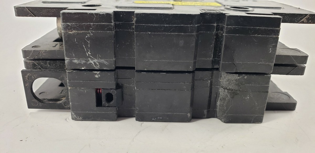 Square D 30 Amp 2 Pole HVAC Specific Breaker Lugs-Line / Spade
