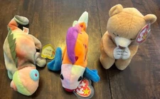 Ty Beanie Babies A Lot Of Three Iggy, Hope, And Lips.