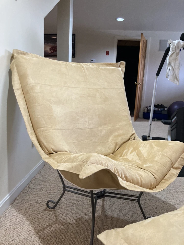 Howard Elliott Faux Microsuede Chamois Scroll Puff Chair 500-1092 - Image 3 of 4