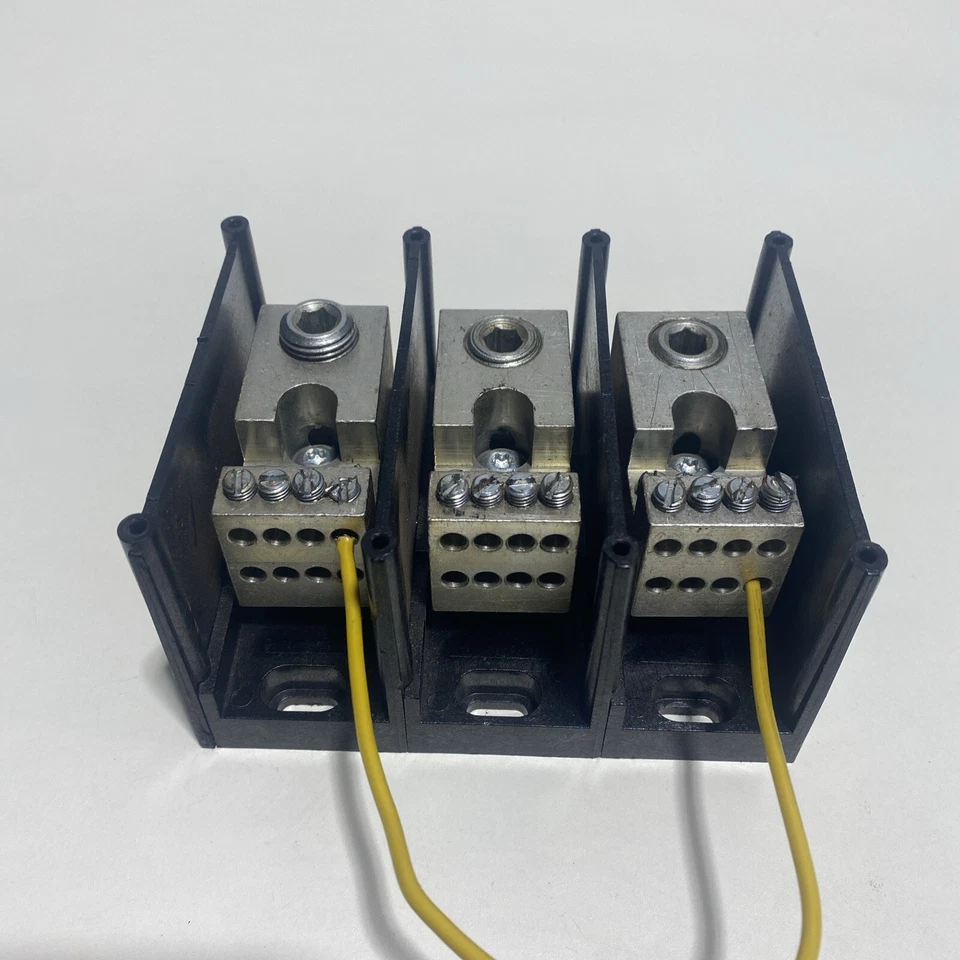 66083 Gould Shawmut Power Distribution Block - Image 3 of 4