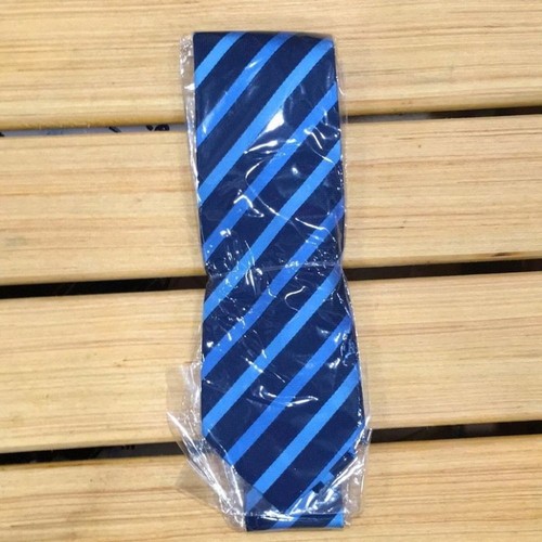 Men's Tie NEW Diagonal Stripe Dark Light Blue - Picture 3 of 9