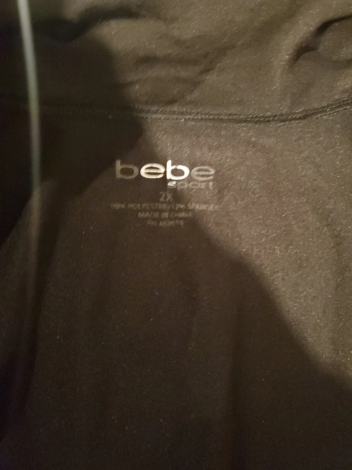 Chaqueta deportiva Bebe negra para mujer talla 2xl Foto 3 de 3