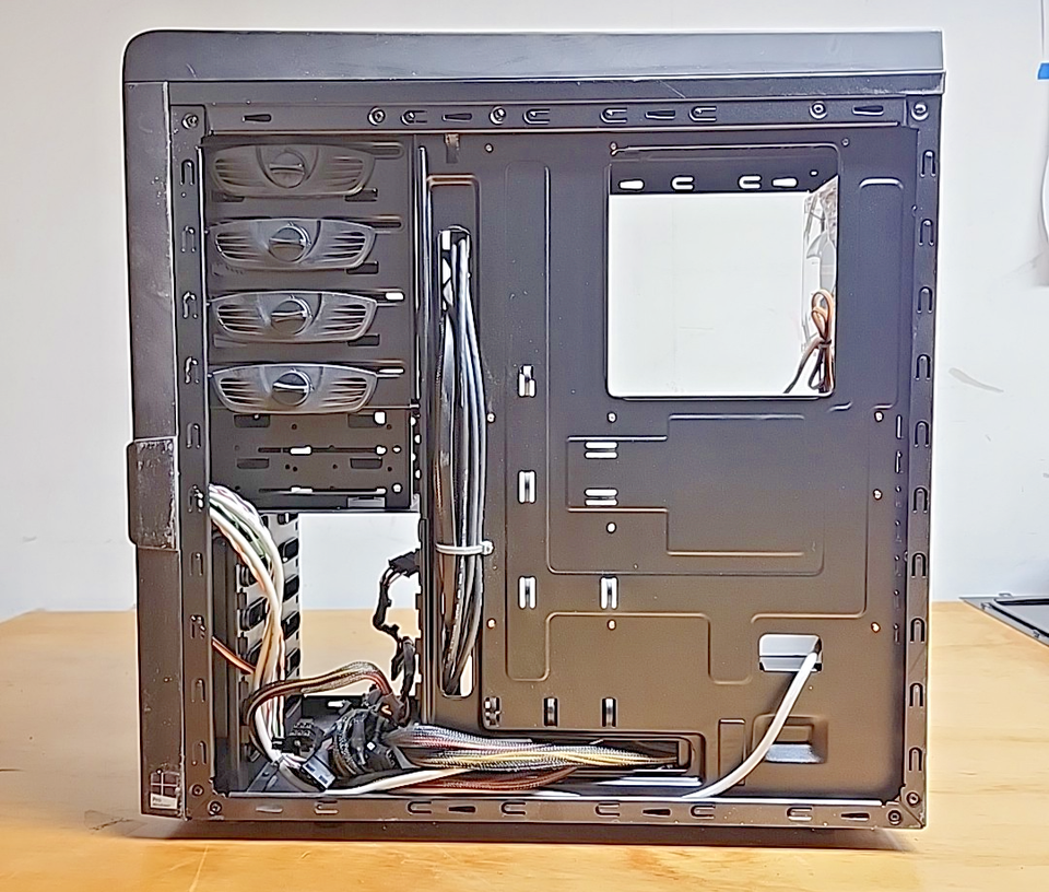 PowerSpec G312 Mid-Tower PC Gaming Case / Chassis + 500W Power Supply ...