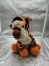 Vtg Disney Parks Rare Classic Tigger Winnie the Pooh Collectable Plush 14"
