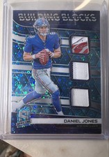 2019 Panini Spectra - Building Blocks Daniel Jones  Neon Blue Prizm /50 (MEM, RC