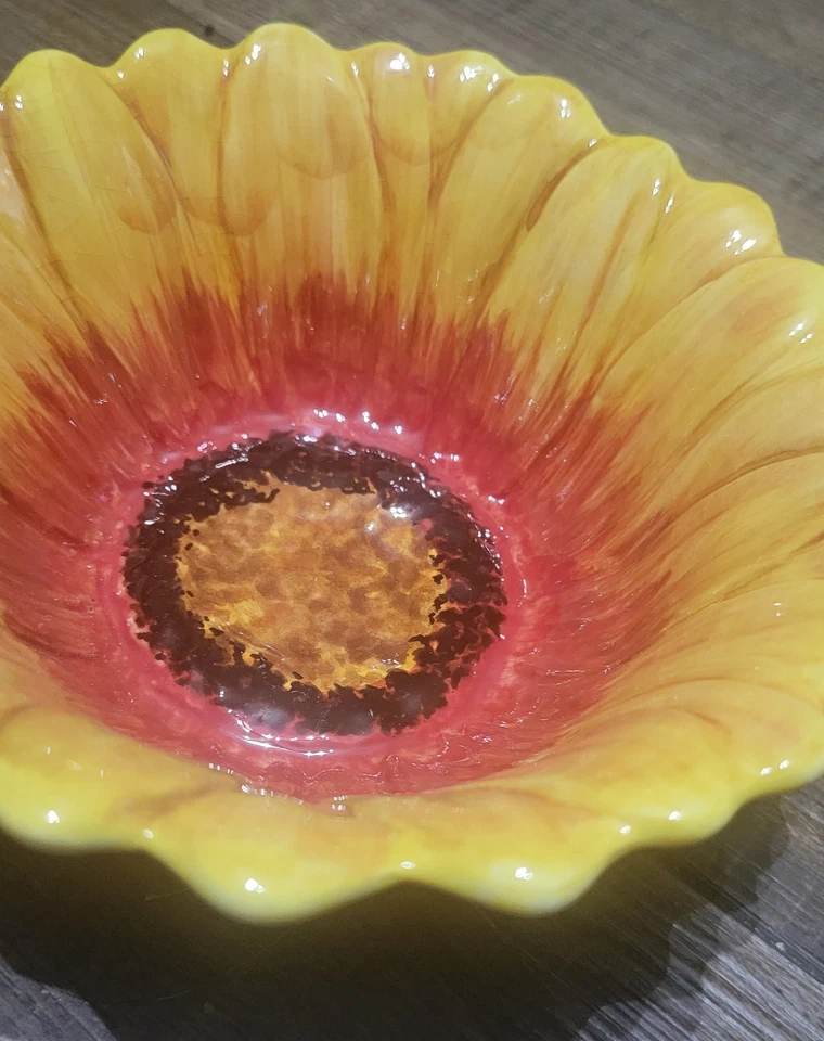 "Cuenco de cereales de girasol internacional certificado de 6"" por Pamela Gladding" Foto 4 de 4