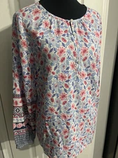 Talbots Long Sleeve Floral Rayon Top Medium Petite