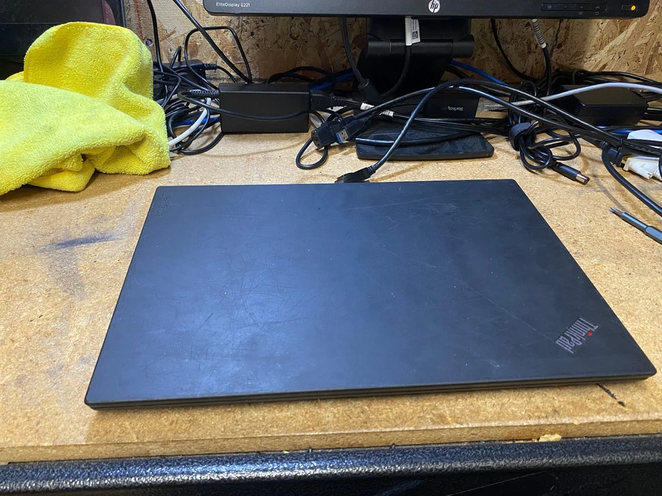 Lenovo Thinkpad P52S Laptop i7-8550U Quadro P500 RAM 16 / NO SSD [READ} #77 - Image 3 of 4