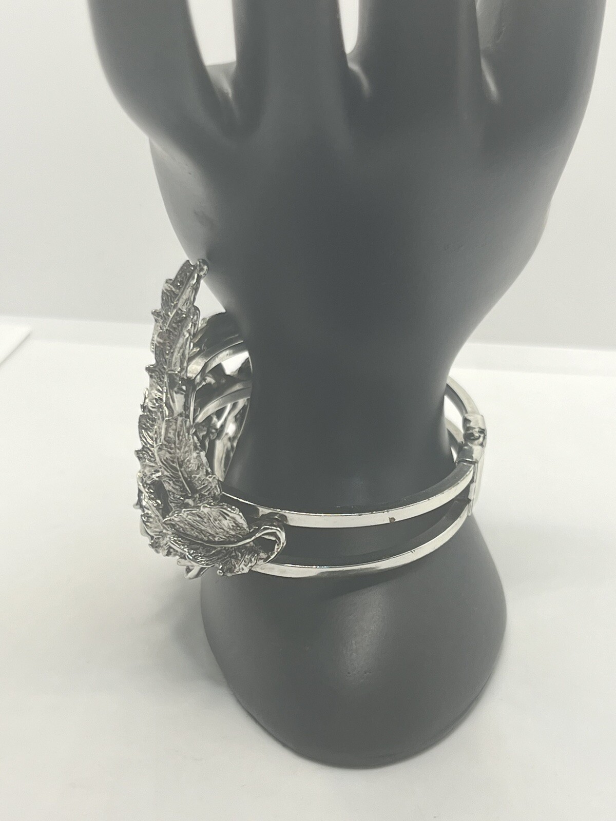 Silver tone leaf cluster clamper statement bracel… - image 9