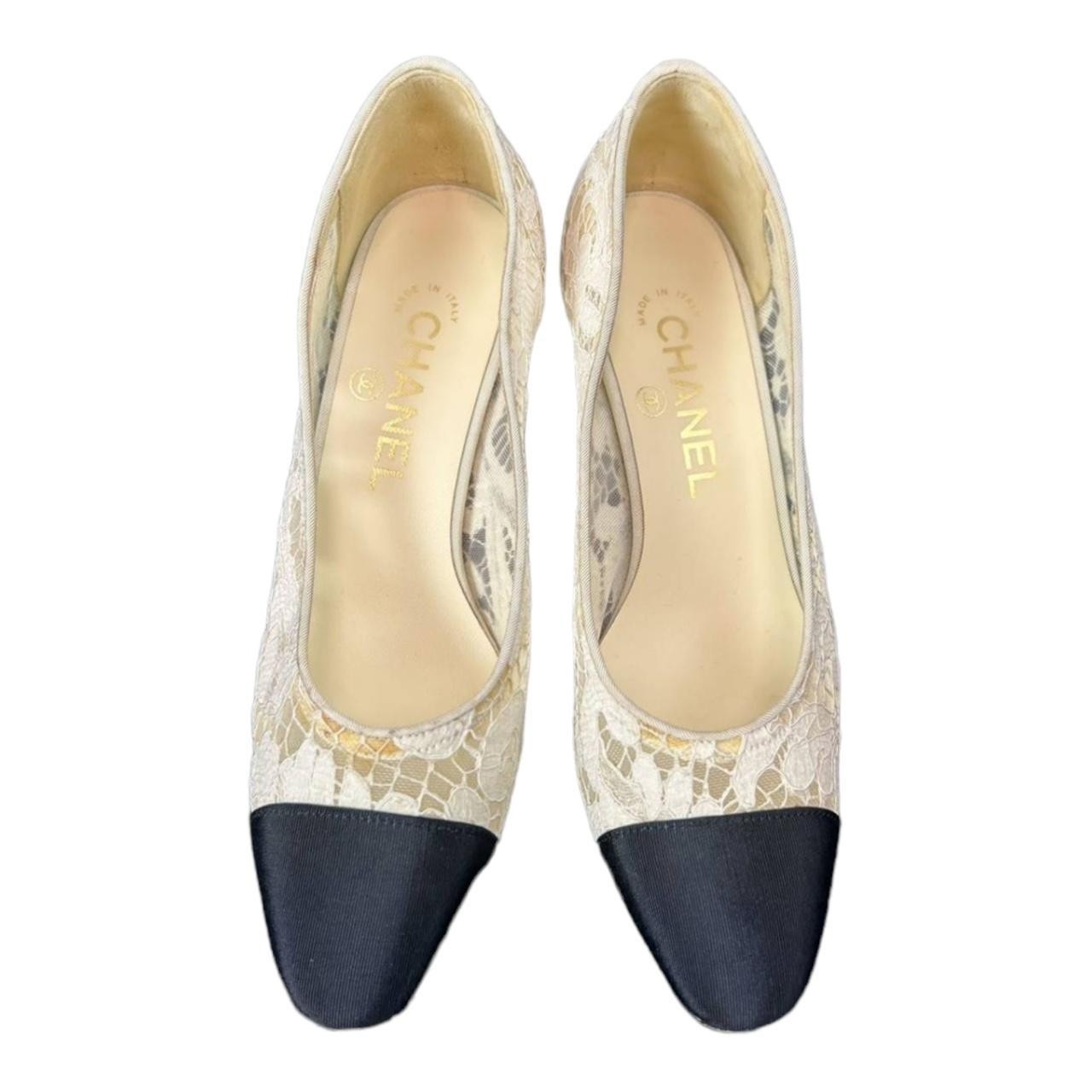 Chanel Lace with Grosgrain Toe Caps Pumps thumbnail 2