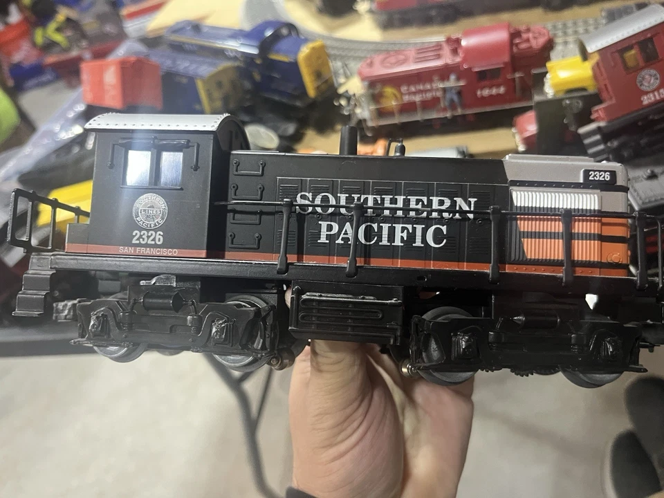 Locomotora eléctrica diésel K-Line modelo tren calibre O K-2200-8 2326 como está sin caja Foto 3 de 4