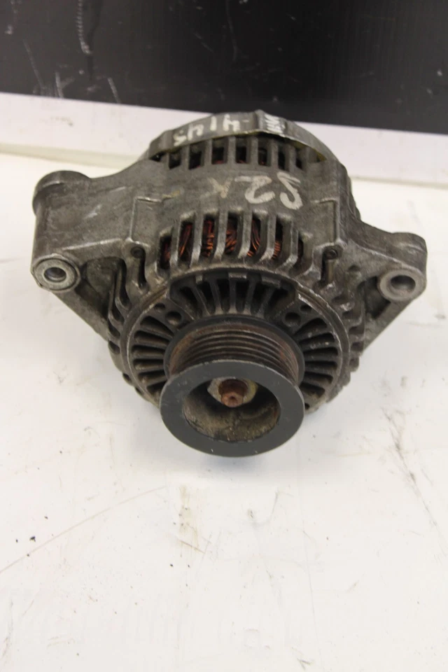 Alternador Honda S2000 AP2 2004-2005 usado OEM Foto 2 de 4