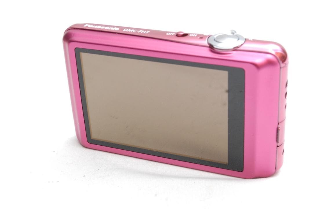 Panasonic LUMIX DMC FH7 Digital Camera 1610MP 10fps 4x Optical