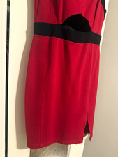 GUESS Red Black Solid Knit Sheath Knee Dress 8 Scoop Neck Sleeveless Cut-Out