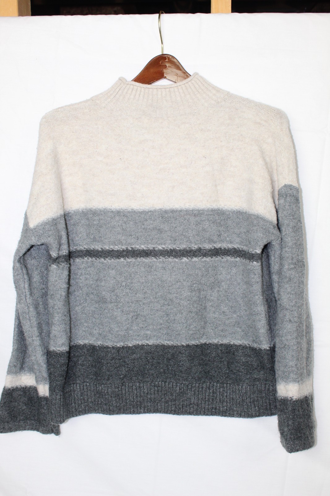 Universal Thread Striped Sweater Turtle Neck Gray… - image 5