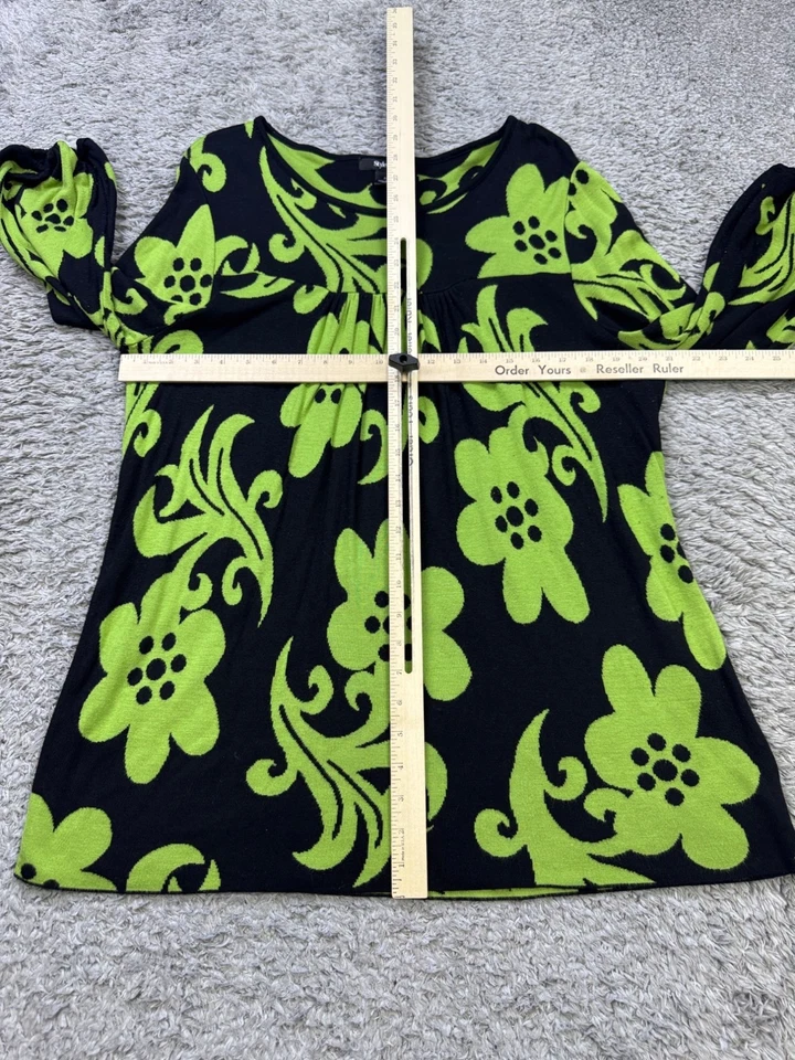 Suéter Style Co Mujer 2X Verde Lima Floral Manga 3/4 Artístico Boho Túnica Pullover Foto 4 de 4