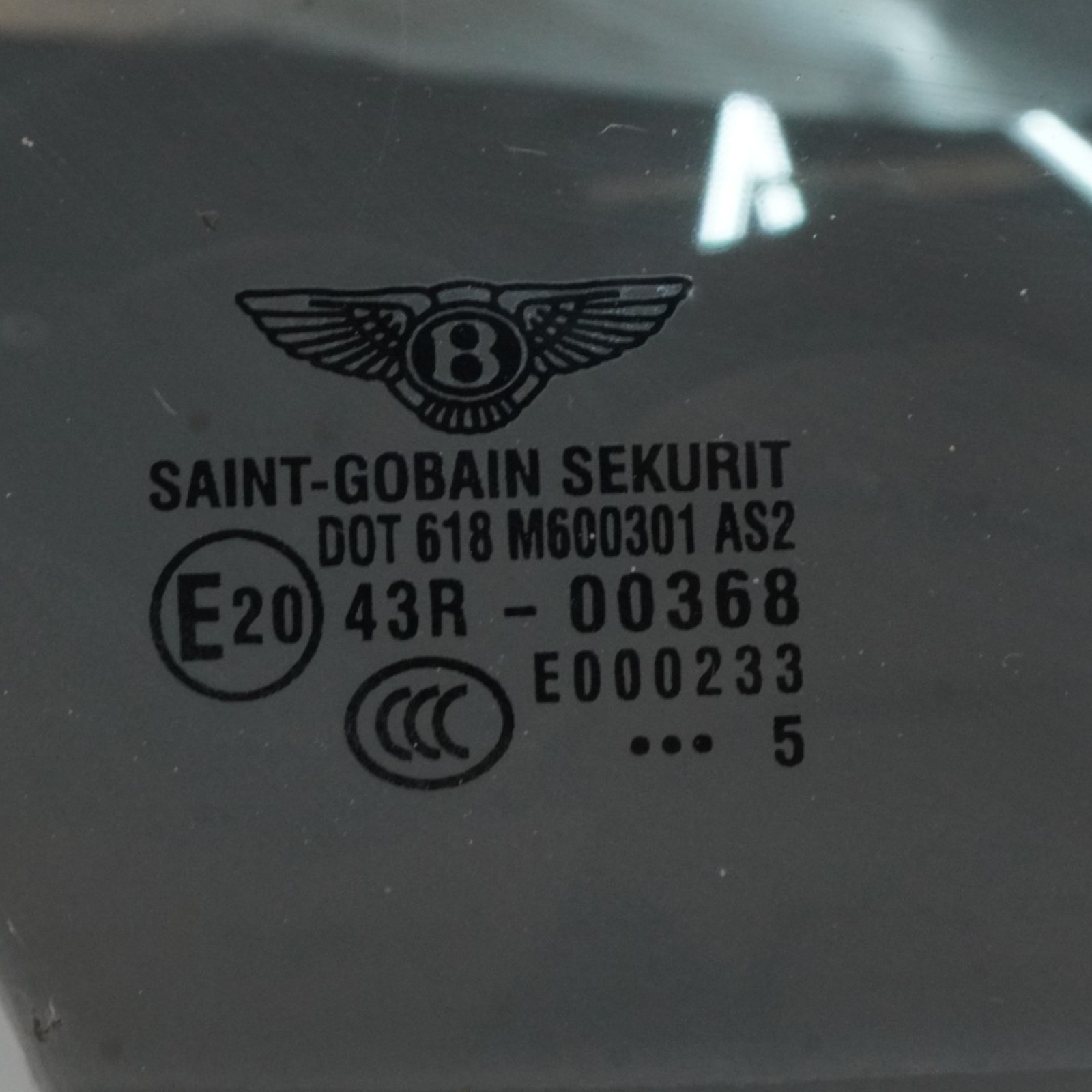 03-10 Bentley Continental GT Coupe Door Vent Glass Window Front Right 3W3845210
