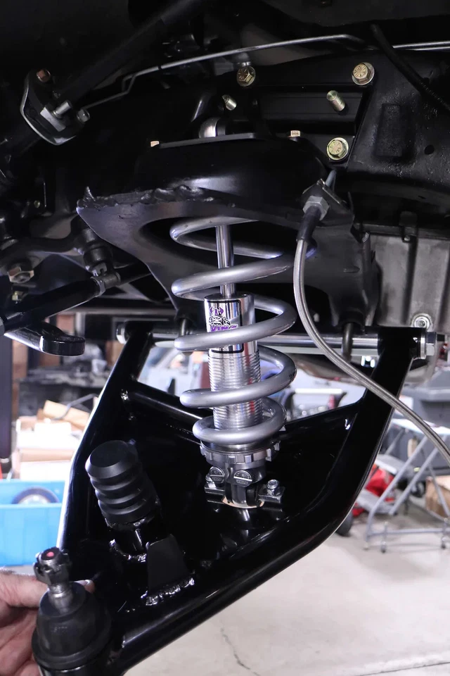 Camión Chevy C10 GMC 1963-70 tubular inferior negro brazos de control bobina hecho en Estados Unidos Foto 3 de 4