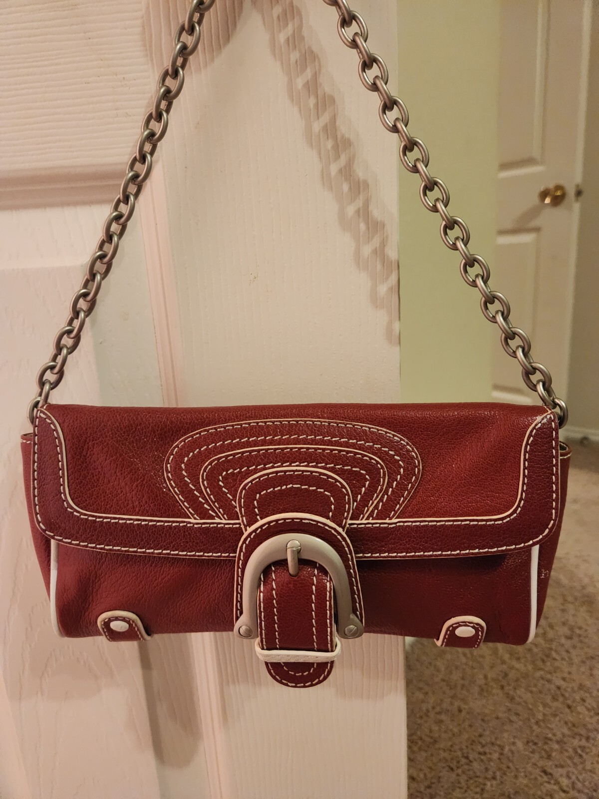 Picture 4 of 5