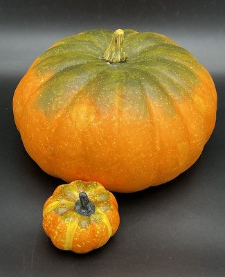 Decorative Plastic 6.5''T x 9'' and Foam 2''T x 2''  Halloween Pumpkins with stems