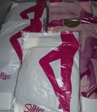 NOS LOT of 5 Silkies Ultra Shapely Perfection Pantyhose Small BEIGE HONEY#110102