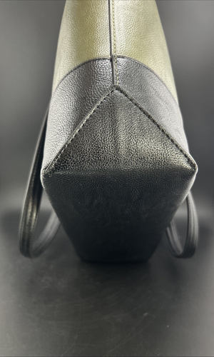 Bolso de Mano Calvin Klein Cuero Dorado Eslabones de Cadena - Imagen 7 de 18