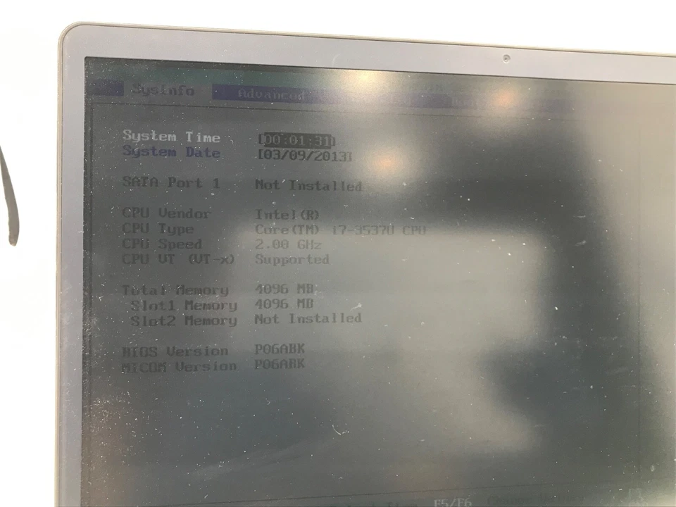 Ultrabook Samsung Serie 9 Intel Core i7-3537U 13" -Faltan piezas -MZ Foto 3 de 4