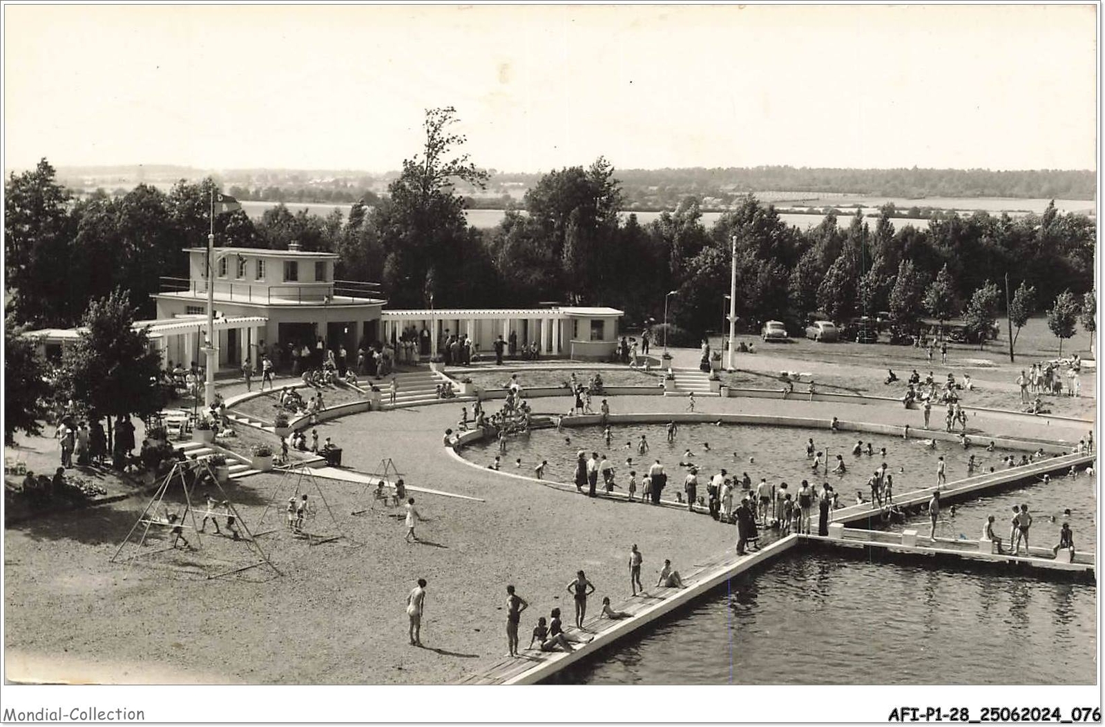 AFIP1-0039-28 - BROU - Piscina De Los Delfines - Pesca, Camping - Golf Miniatura