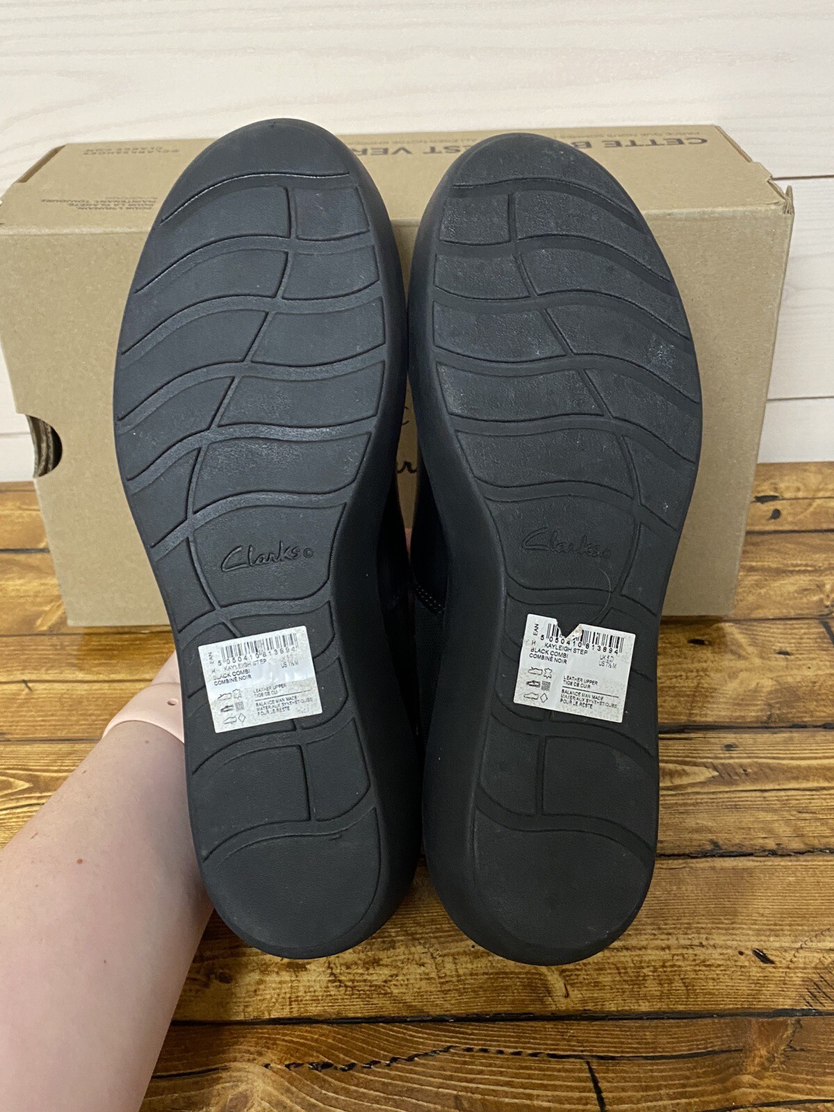 Clarks Women's Kayleigh Step SlipOn Leather Black Shoes Women Sz. 7.5M