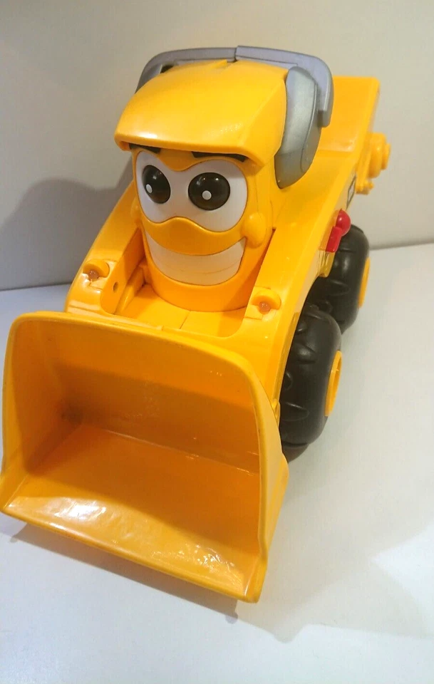 CAT Mighty Marcus CAT Truck for Children Ages 3 Years + Working with batteries - Image 2 of 4