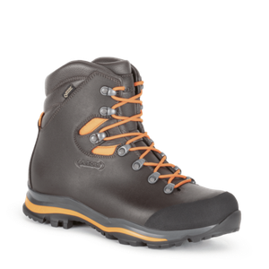 scarpe in goretex aku