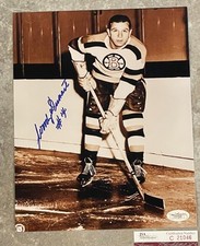 Woody Dumart #14 Autographed 8x10 B/W Photo Boston Bruins JSA certified