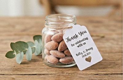 Personalisierte individuelle Hochzeit Gastgeschenkanhänger Herz ausgeschnitten überbacken Größe S/M/L