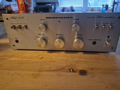 MARANTZ   1030  INTEGRATED AMPLIFIER