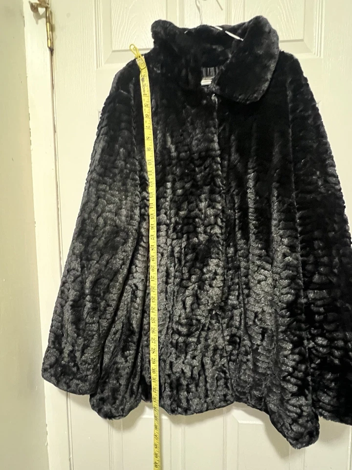 Chaqueta de invierno Dennis Basso negra de piel sintética para mujer talla XL elegante de felpa usada en excelente estado Foto 4 de 4