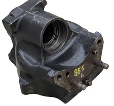 # Am 878441 John Deere 655 755 756 855 856 Tractor 4wd Front Left Axle Hub Case